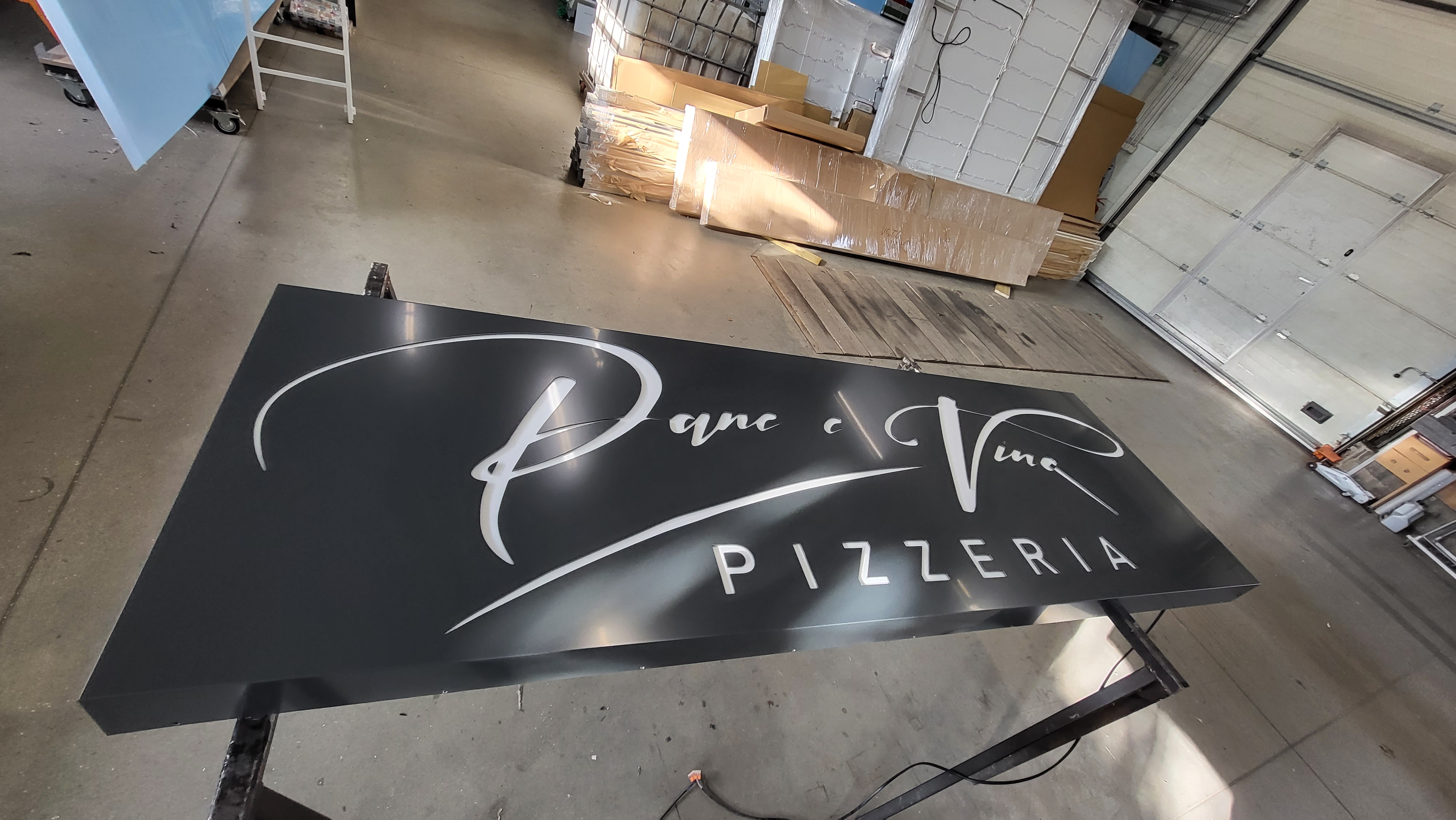 Leuchtkasten Dibond / Breite 200cm